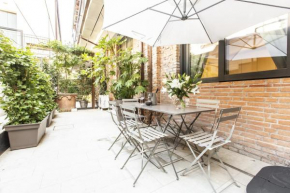 Elegant Fornasa Vecia, canal view with a beautiful garden R&R Venedig